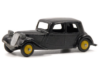 Lot 1330 - DINKY TOYS (FRANCE) (1)