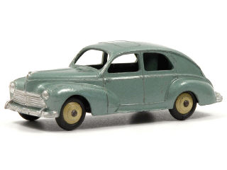 Lot 1338 - DINKY TOYS (FRANCE) (1)