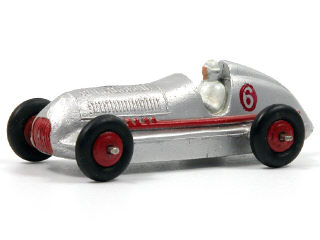 Lot 1314 - DINKY TOYS FRANCE (1)