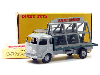 Lot 1542 - DINKY TOYS FRANCE (1)