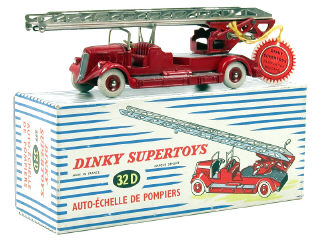 Lot 1533 - DINKY TOYS FRANCE (1)