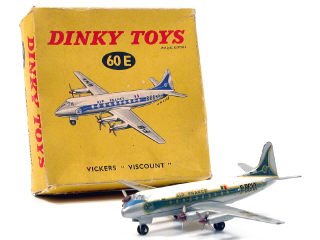 Lot 1580 - DINKY TOYS FRANCE (1)