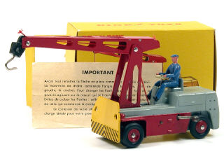 Lot 1558 - DINKY TOYS FRANCE (1)