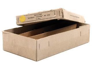 Lot 1447 - DINKY TOYS (FRANCE) (1)