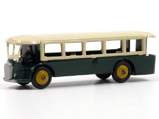 Lot 1502 - DINKY TOYS (FRANCE) (1)