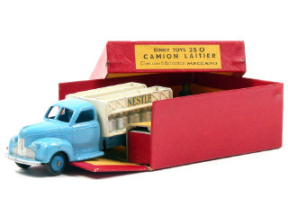 Lot 1483 - DINKY TOYS FRANCE (1)