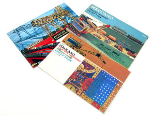 Lot 1173 - MECCANO (3)