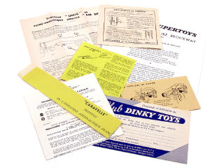 Lot 1206 - DINKY TOYS FRANCE (1)
