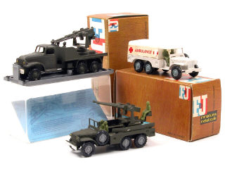 Lot 864 - FRANCE JOUETS (FRANCE) (3)