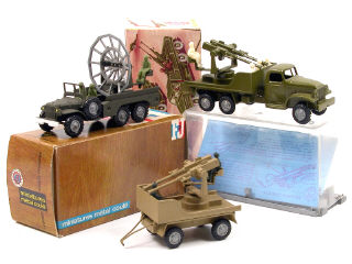 Lot 870 - FRANCE JOUETS (FRANCE) (3)