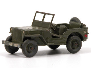 Lot 1327 - DINKY TOYS FRANCE (1)