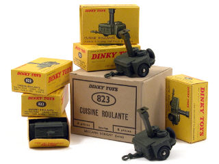 Lot 1596 - DINKY TOYS FRANCE (7)