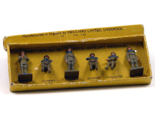 Lot 1103 - DINKY TOYS GB (1)