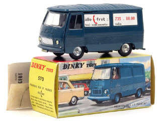 Lot 1571 - DINKY TOYS FRANCE (1)