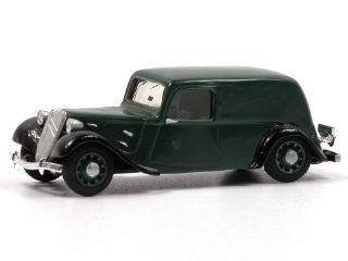 Lot 652 - G.CARTER & B. BARNES (1)