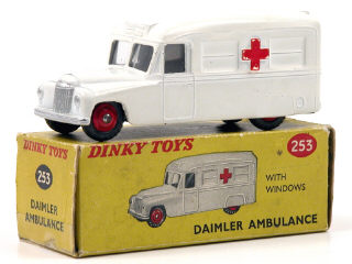 Lot 1084 - DINKY TOYS GB (1)