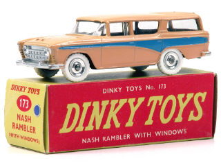 Lot 1074 - DINKY TOYS (GB) (1)