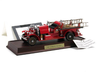 Lot 738 - FRANKLIN MINT (USA) (1)