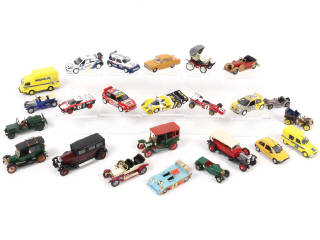 Lot 122 - DIVERS (24)