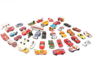 Lot 165 - DIVERS (40)