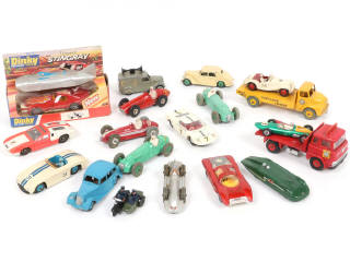 Lot 282 - DINKY TOYS (GB) (20)