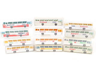 Lot 229 - MAJORETTE (FRANCE) (12)