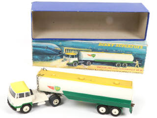 Lot 249 - DINKY TOYS (FRANCE) (1)