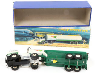 Lot 249 - DINKY TOYS (FRANCE) (1)