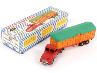 Lot 231 - DINKY TOYS (FRANCE) (1)