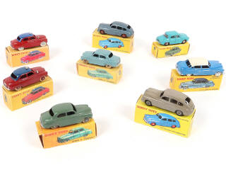 Lot 270 - DINKY TOYS (FRANCE) (8)