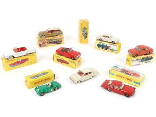 Lot 269 - DINKY TOYS (FRANCE) (8)