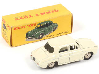 Lot 224 - DINKY TOYS (FRANCE) (1)