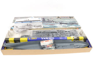 Lot 45 - DIVERS (3)