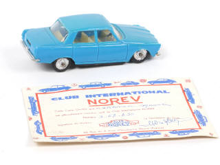 Lot 95 - DIVERS (HONG KONG) (2)