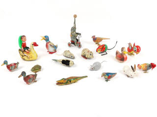 Lot 20 - DIVERS (18)