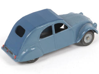 Lot 241 - DINKY TOYS (FRANCE) (1)