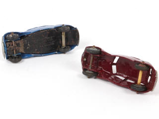 Lot 257 - DINKY TOYS (FRANCE) (2)