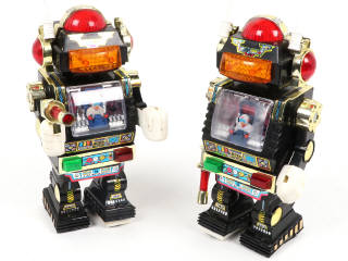 Lot 54 - DIVERS (5)