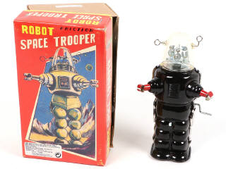 Lot 50 - DIVERS (2)