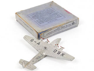 Lot 304 - DINKY TOYS (GB) (1)