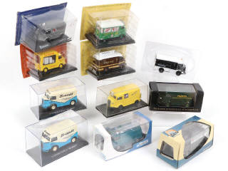 Lot 69 - DIVERS (11)