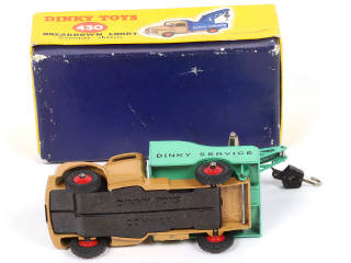 Lot 321 - DINKY TOYS (GB) (1)