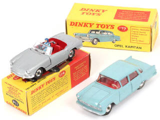 Lot 322 - DINKY TOYS (GB) (2)