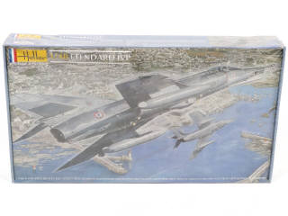 Lot 14 - DIVERS (6)