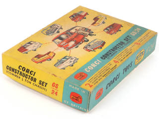 Lot 255 - CORGI TOYS (GB) (1)