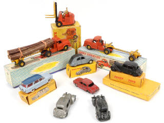 Lot 351 - DINKY TOYS (FRANCE) (10)