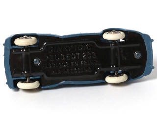 Lot 267 - DINKY TOYS (FRANCE) (1)