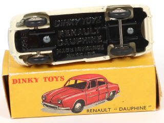 Lot 287 - DINKY TOYS (FRANCE) (1)