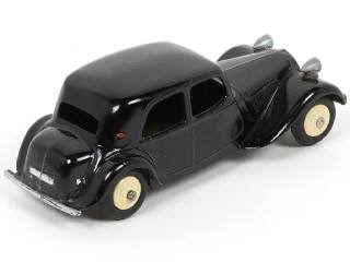 Lot 263 - DINKY TOYS (FRANCE) (1)