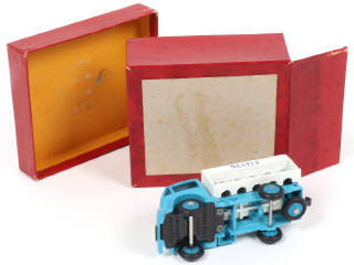 Lot 359 - DINKY TOYS (FRANCE) (1)